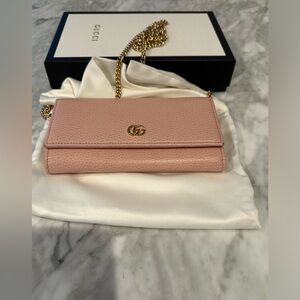 Gucci Petite Gg Marmont Wallet on chain